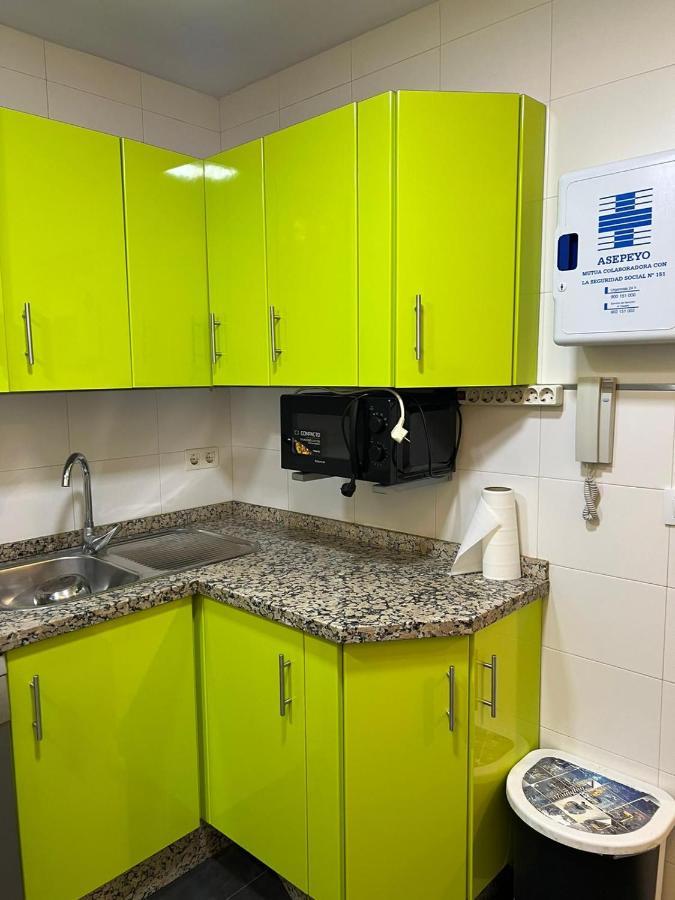 Habitaciones Privadas En Apartamento Compartido アルヘシラス エクステリア 写真